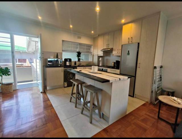 1 BEDROOM PROPERTY TO RENT IN ORANJEZICHT